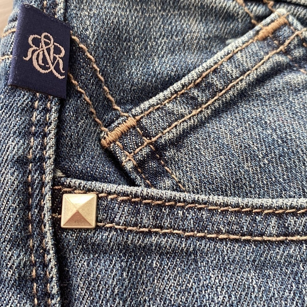 Rock and Republic Berlin skinny jeans. - Picture 11 of 13